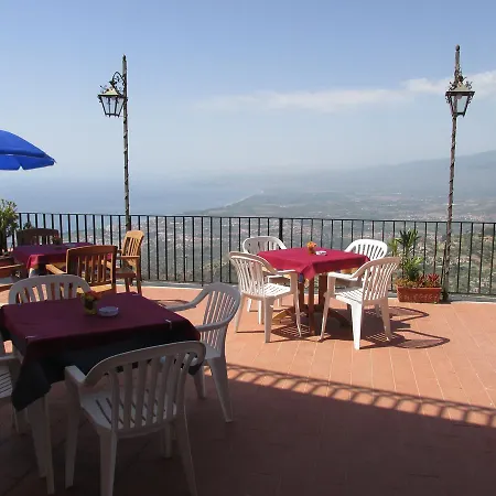 Hotel Panorama Di Sicilia 2*