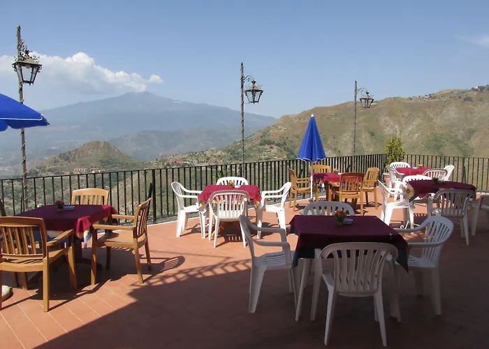 西西莉亚全景酒店 酒店