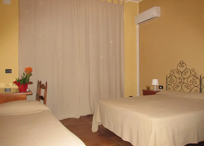 西西莉亚全景酒店 酒店 2*