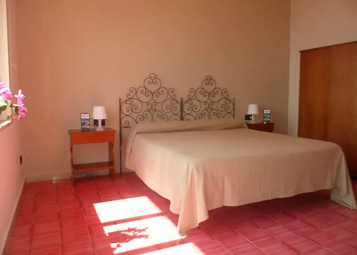 西西莉亚全景酒店 酒店 卡斯泰尔莫拉