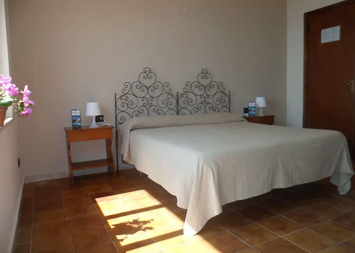 酒店 西西莉亚全景酒店 卡斯泰尔莫拉